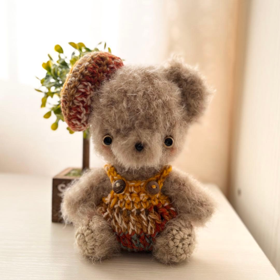 うさぎ・くま　編みぐるみ　計2点