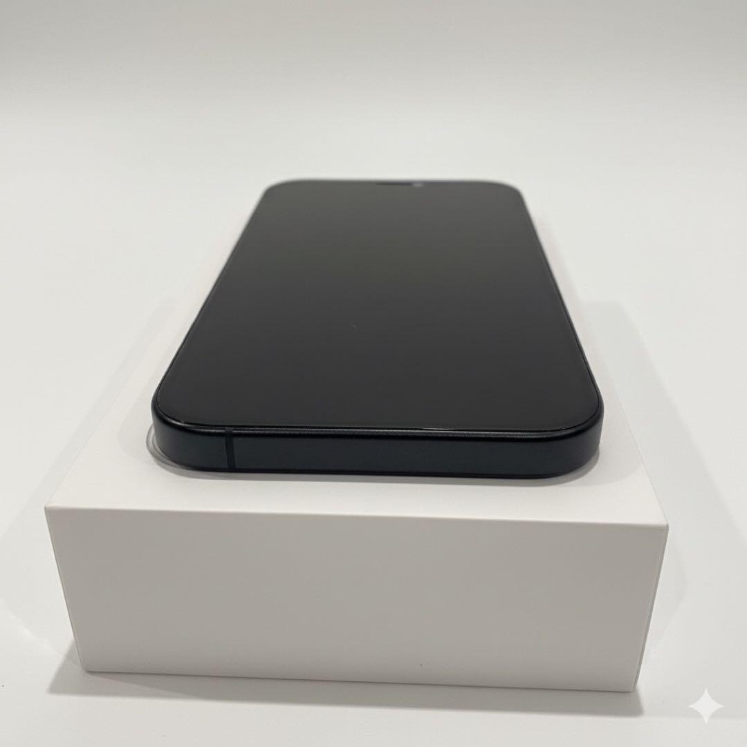 ★極上美品★ Apple iPhone 15 256G 本体