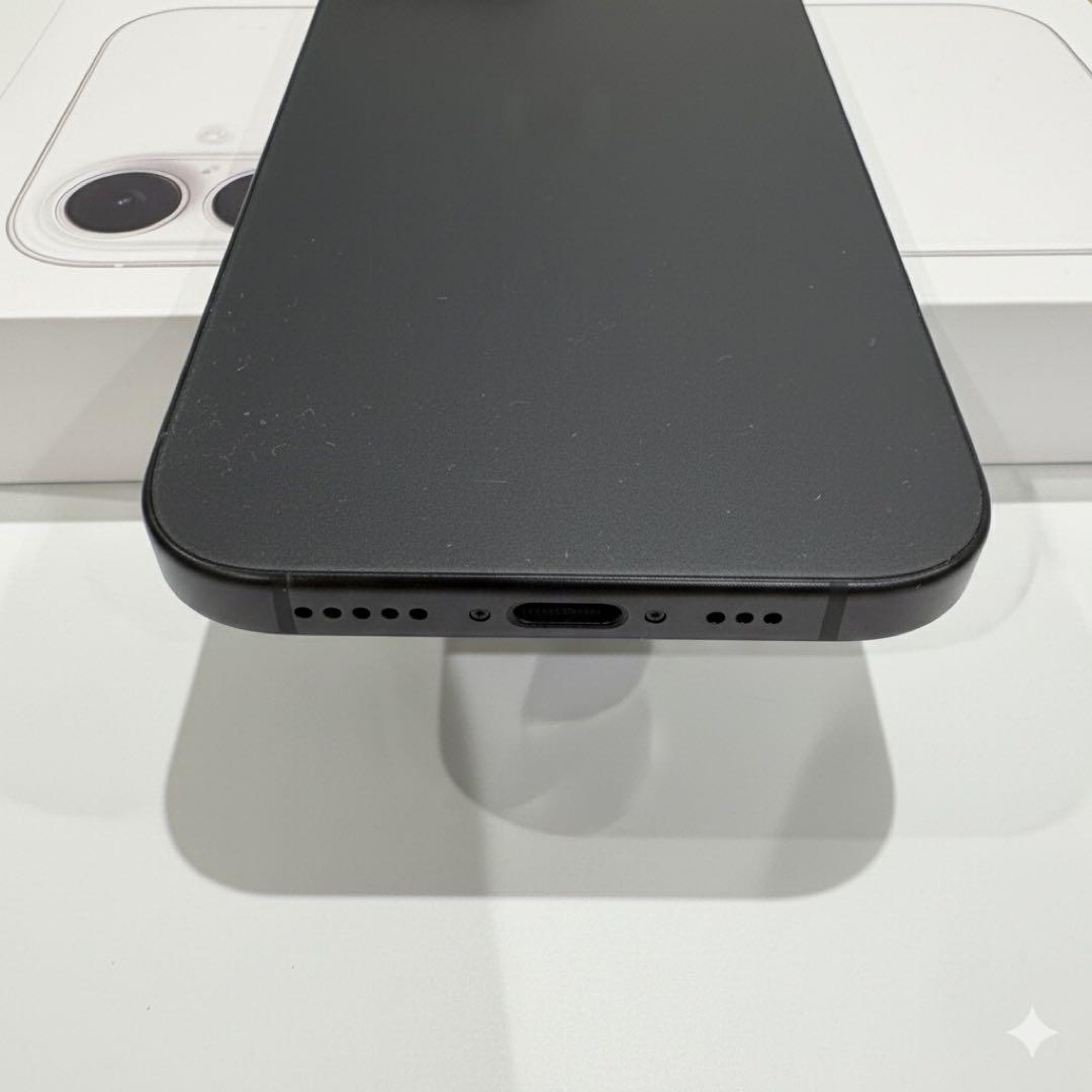 ★極上美品★ Apple iPhone 15 256G 本体
