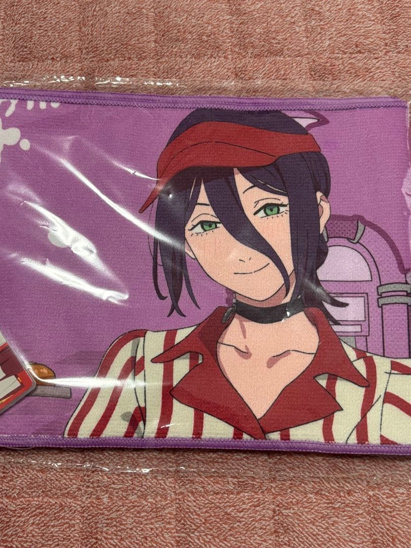 ラウンドワン限定‼️チェンソーマン マフラータオル 全6種 & クリアファイル