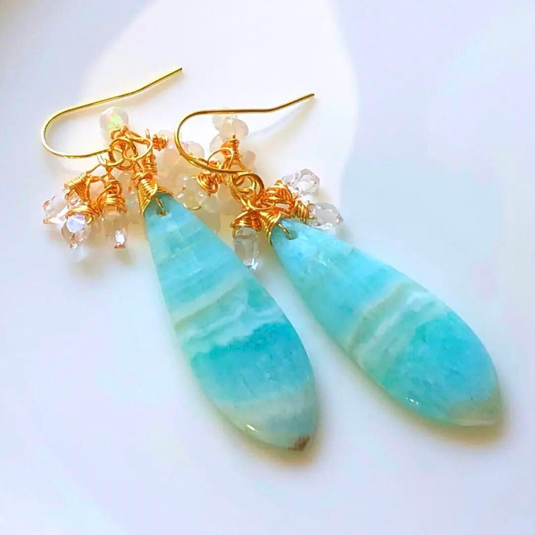 天然石♡極上大粒ヘミモルファイトのピアス14kgf