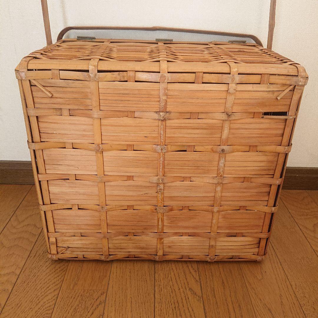 古道具　貴重　竹カゴ　大型　取っ手付き　アンティーク　ブロカント　収納