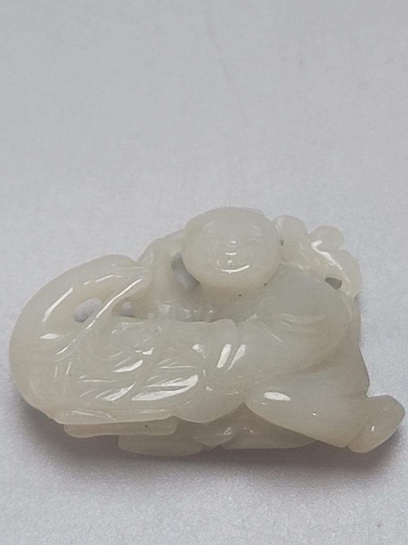 中国　 　人物刻　 和田玉 白玉 童子 細密彫