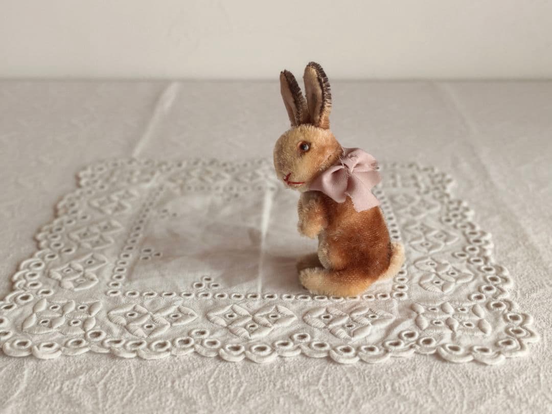 * vintage steiff ୨୧ * 立ち姿の かわいいウサちゃん