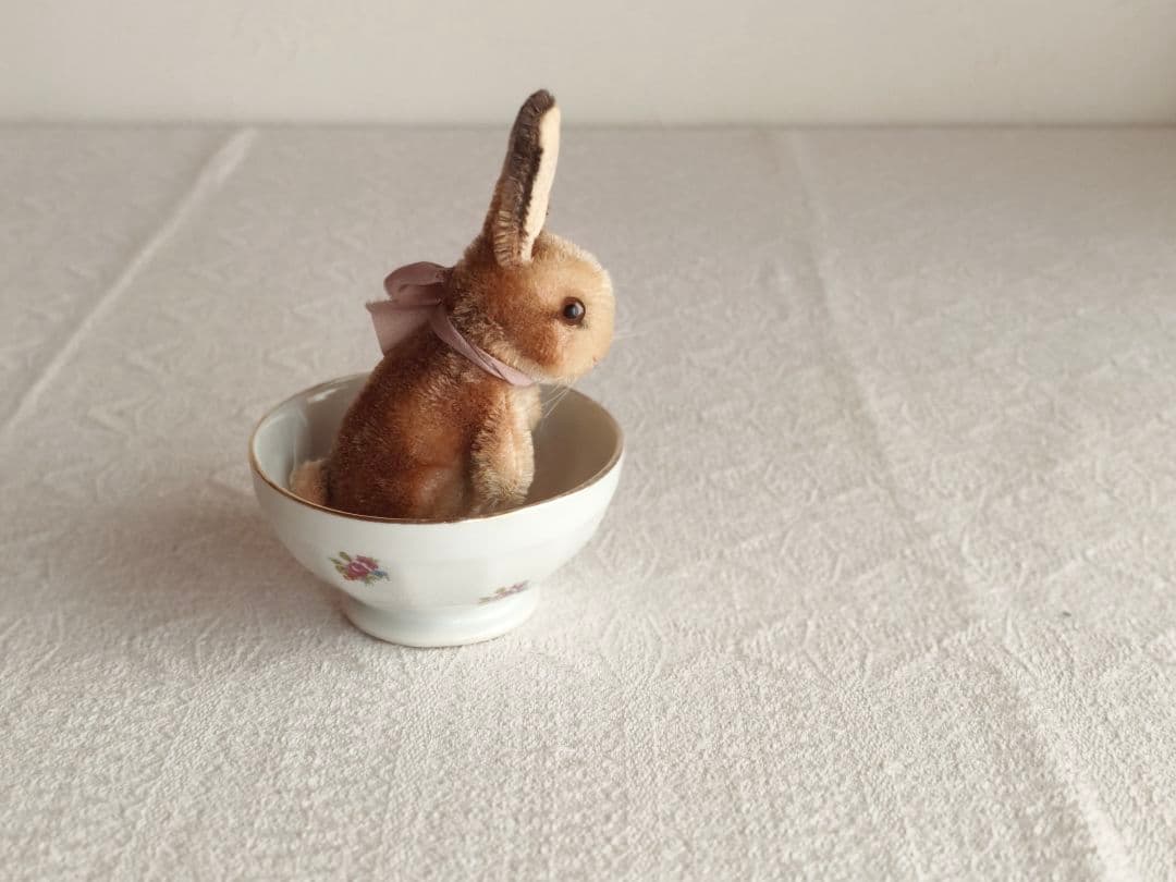 * vintage steiff ୨୧ * 立ち姿の かわいいウサちゃん