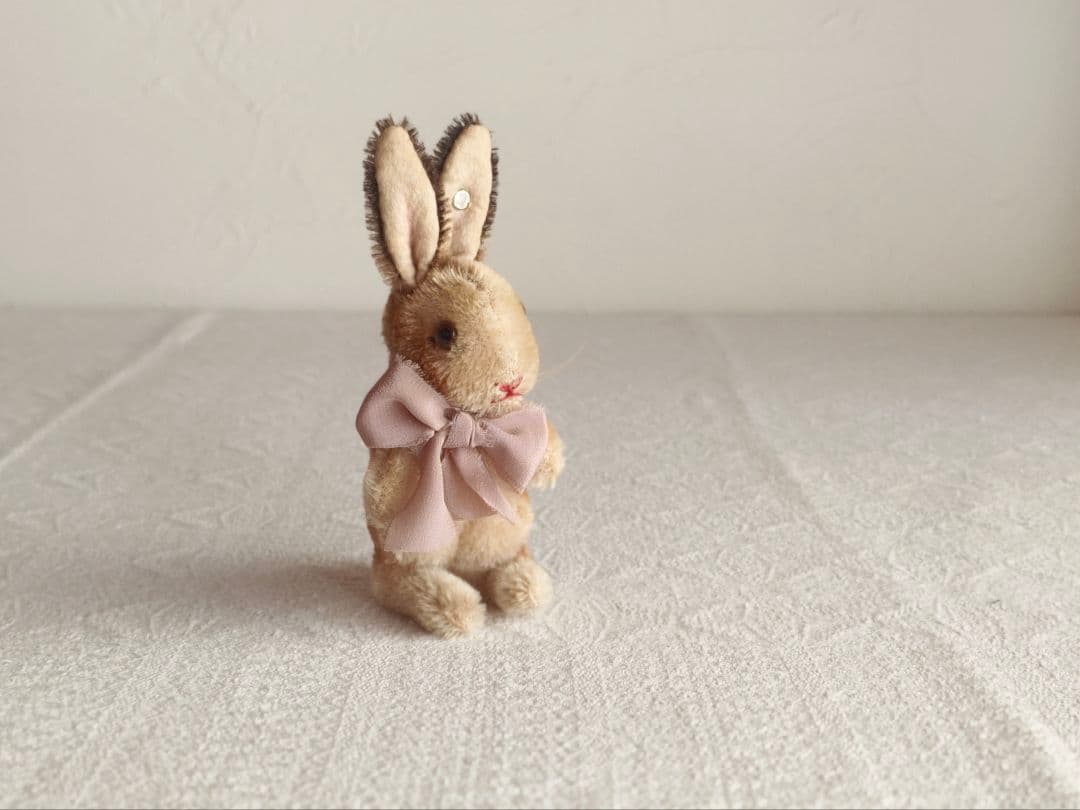 * vintage steiff ୨୧ * 立ち姿の かわいいウサちゃん