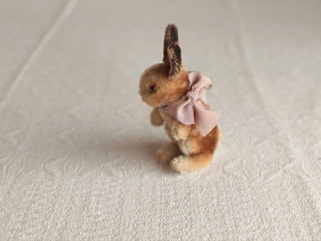 * vintage steiff ୨୧ * 立ち姿の かわいいウサちゃん