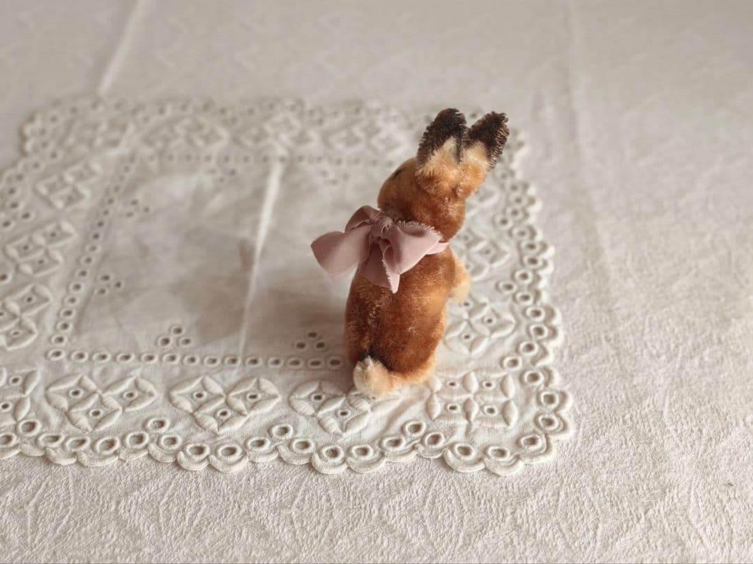 * vintage steiff ୨୧ * 立ち姿の かわいいウサちゃん