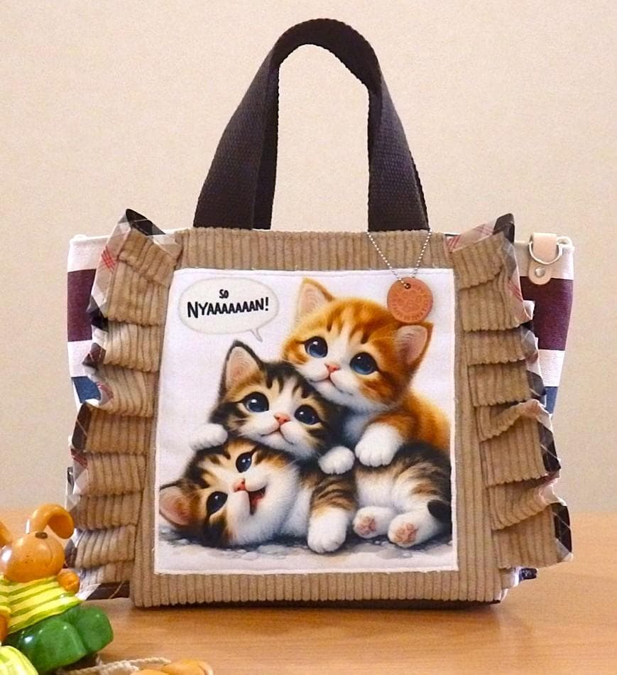 ハンドメイド　タックフリルのトートバッグ（FZ-37）他４点のおまとめ