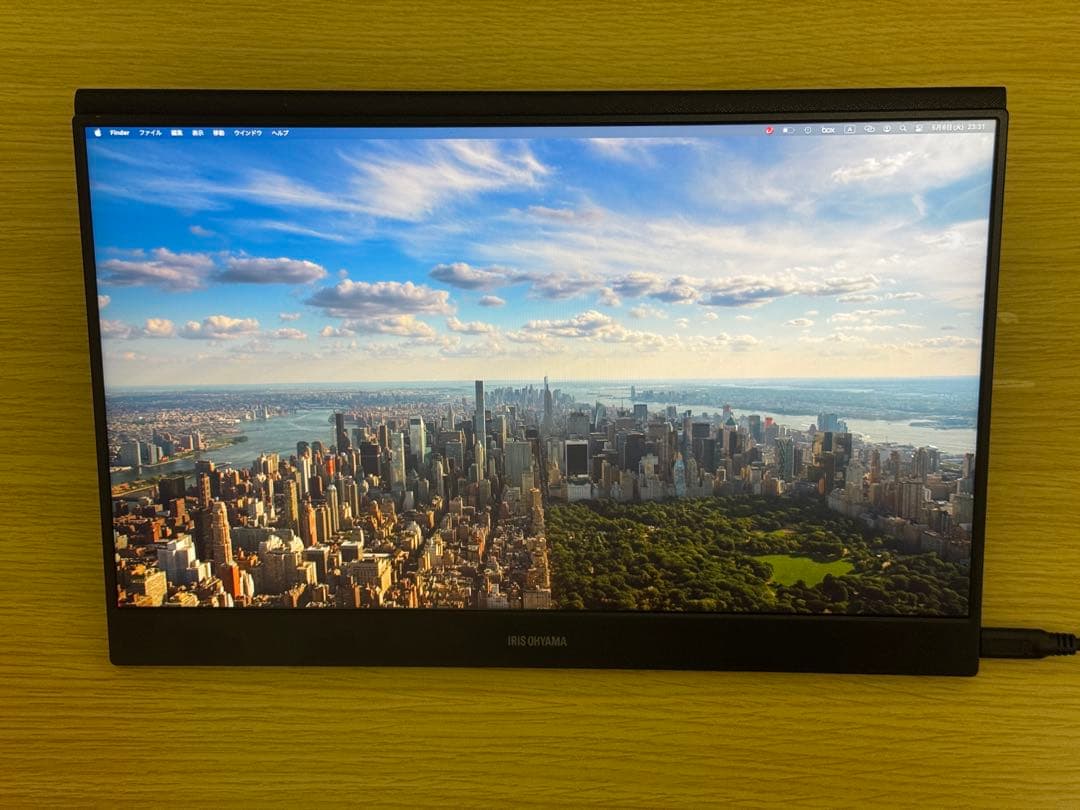 アイリスオーヤマ モバイルモニター15.6インチ 箱無し