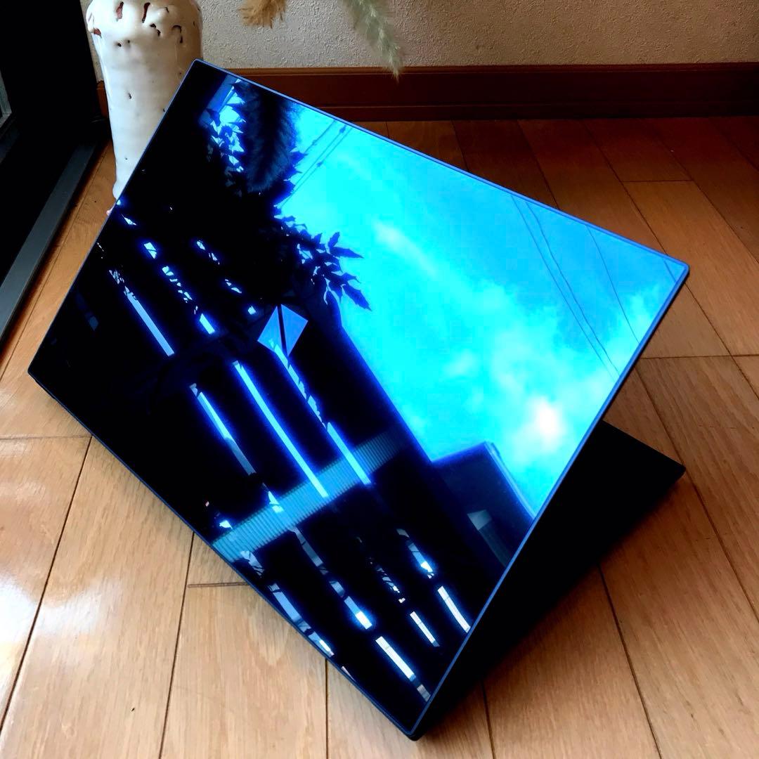 美品LaVieVEGA LV750/R【有機ELUltraHD4Kディスプレイ】