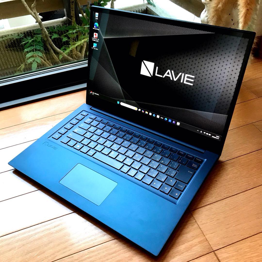 美品LaVieVEGA LV750/R【有機ELUltraHD4Kディスプレイ】