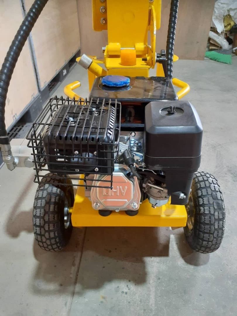 新製品 作業角度３モードチルト可変式 ２２T 薪割り機　　余裕の作業２２ｔパワー