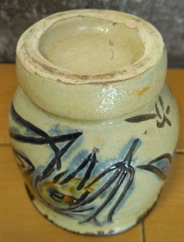 人間国宝 金城次郎 湯呑(海老魚紋) 栞 共箱 美品 壺屋焼 やちむん 壷屋焼