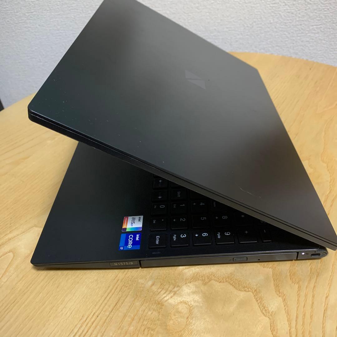 Windowsノート本体 NEC LAVIE i7-1165G7 / 8GB / 512GB SSD