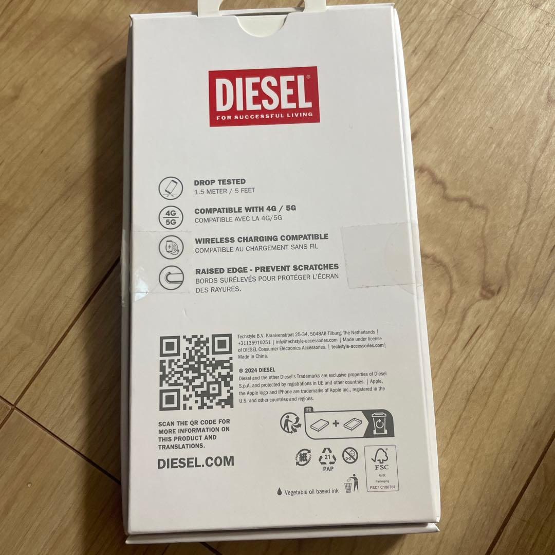 新品DIESEL GRAPHIC SNAP CASE iPhone16