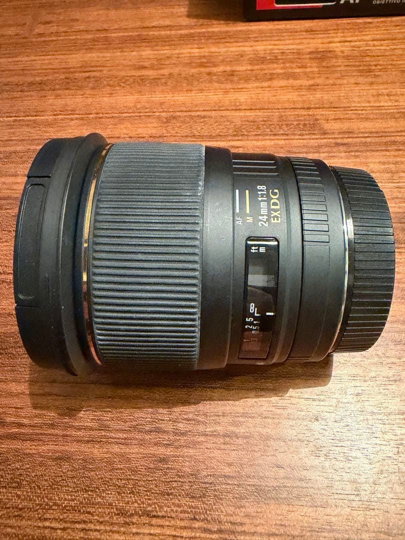 【美品】SIGMA 24mm F1.8 DC MACRO レンズ　キャノン用