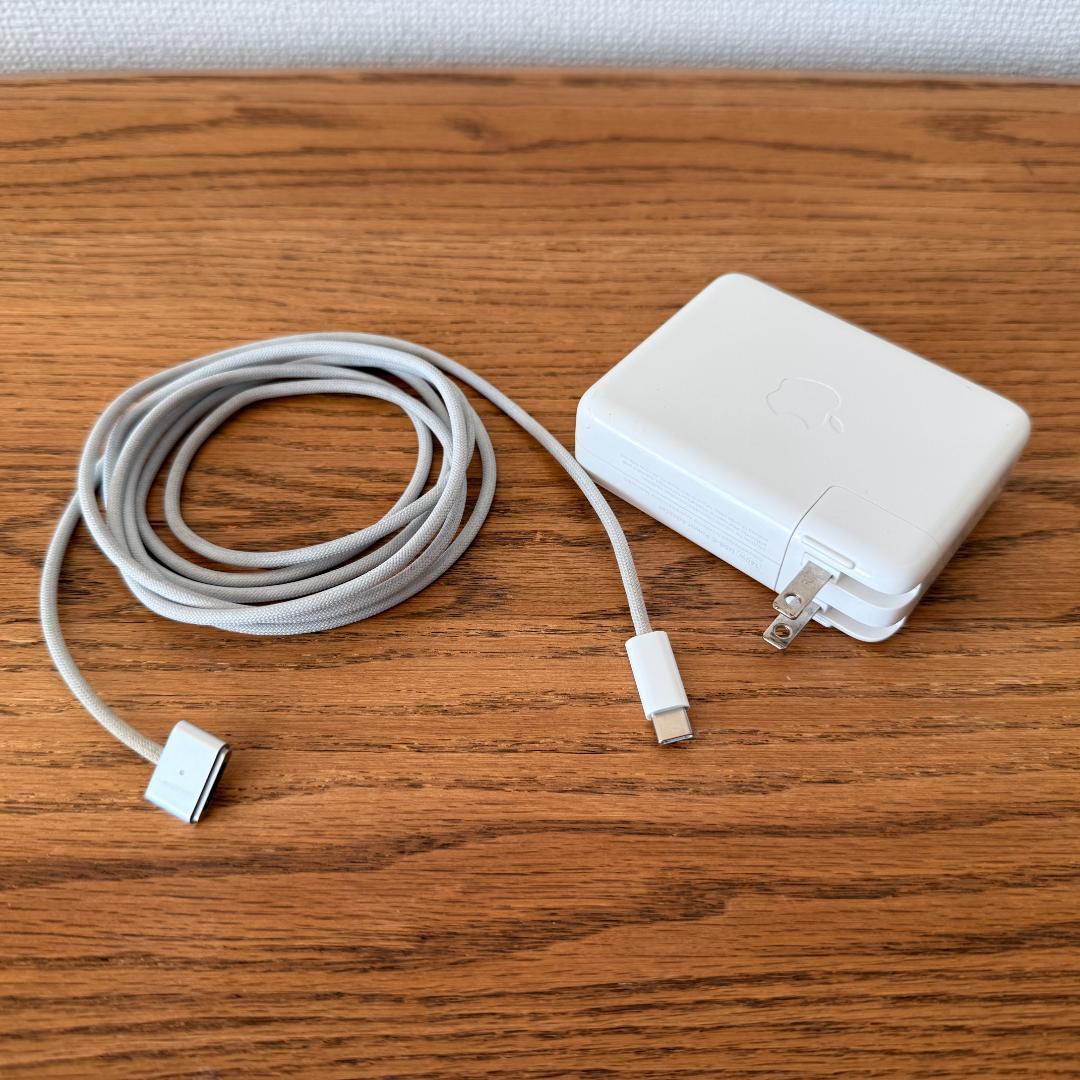 MacBook Pro 16インチ M1 Max (64GB / 2TB)