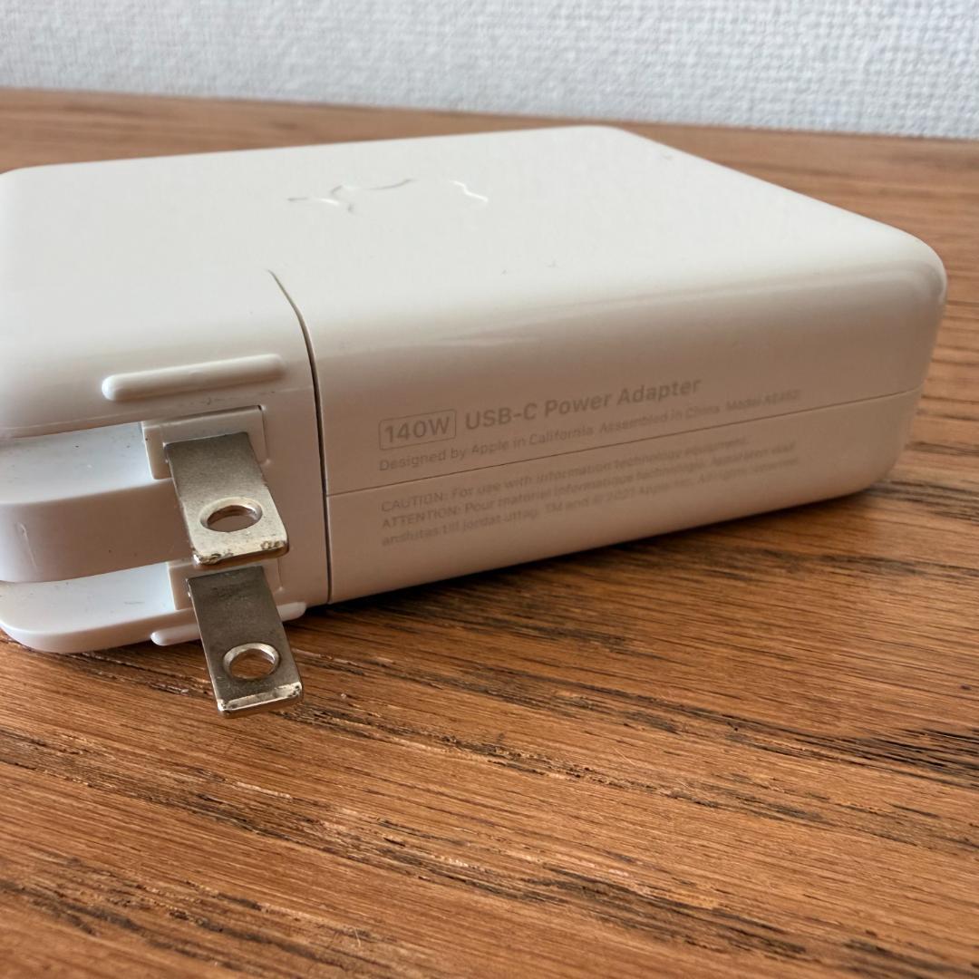 MacBook Pro 16インチ M1 Max (64GB / 2TB)