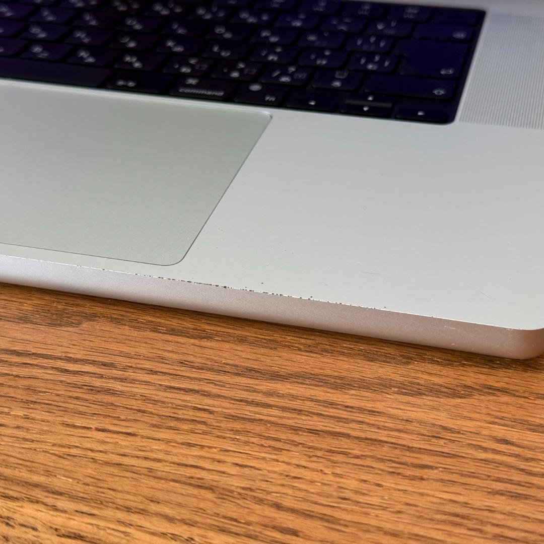 MacBook Pro 16インチ M1 Max (64GB / 2TB)