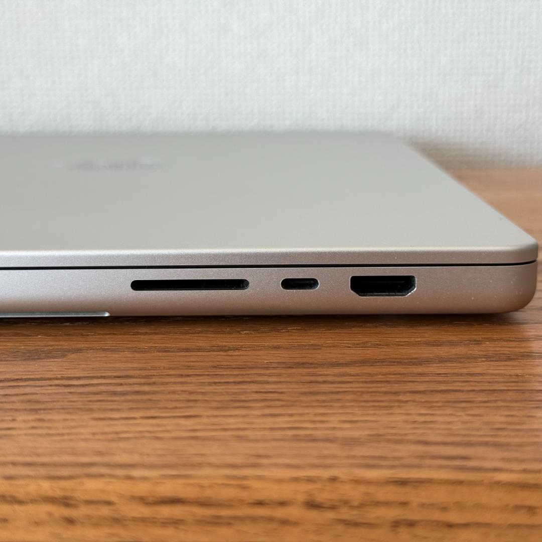 MacBook Pro 16インチ M1 Max (64GB / 2TB)
