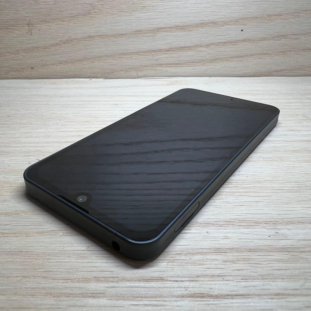 シャープ AQUOS wish SHG06 本体 M44