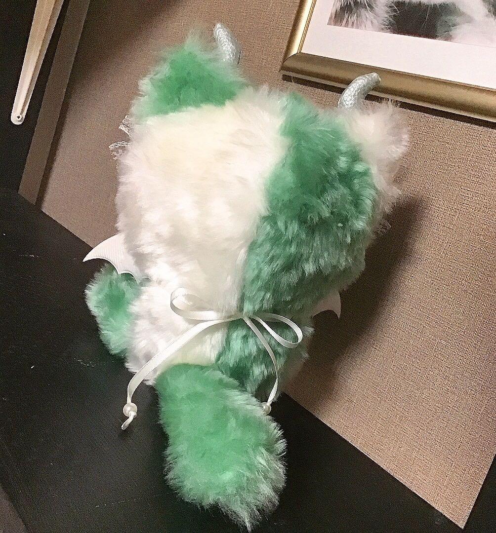 【119】猫　デビル　ミント&ホワイト　おすわり　ぬい服　16cm 着ぐるみ