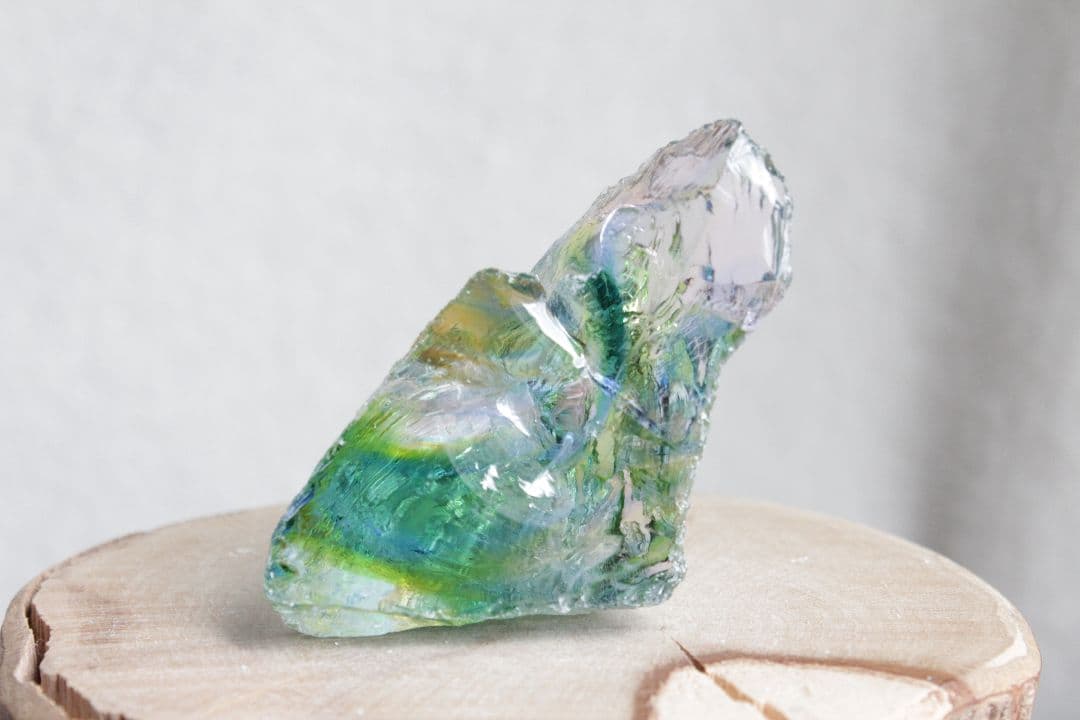 【やや訳あり】シエラネバダ産アンダラクリスタル　マルチカラー