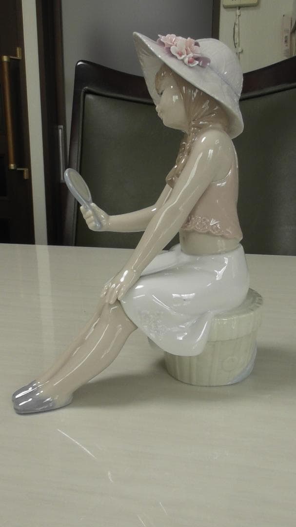 LLADRO　リヤドロ　【にあうかな】　リアドロ　インテリア　Ｌ557