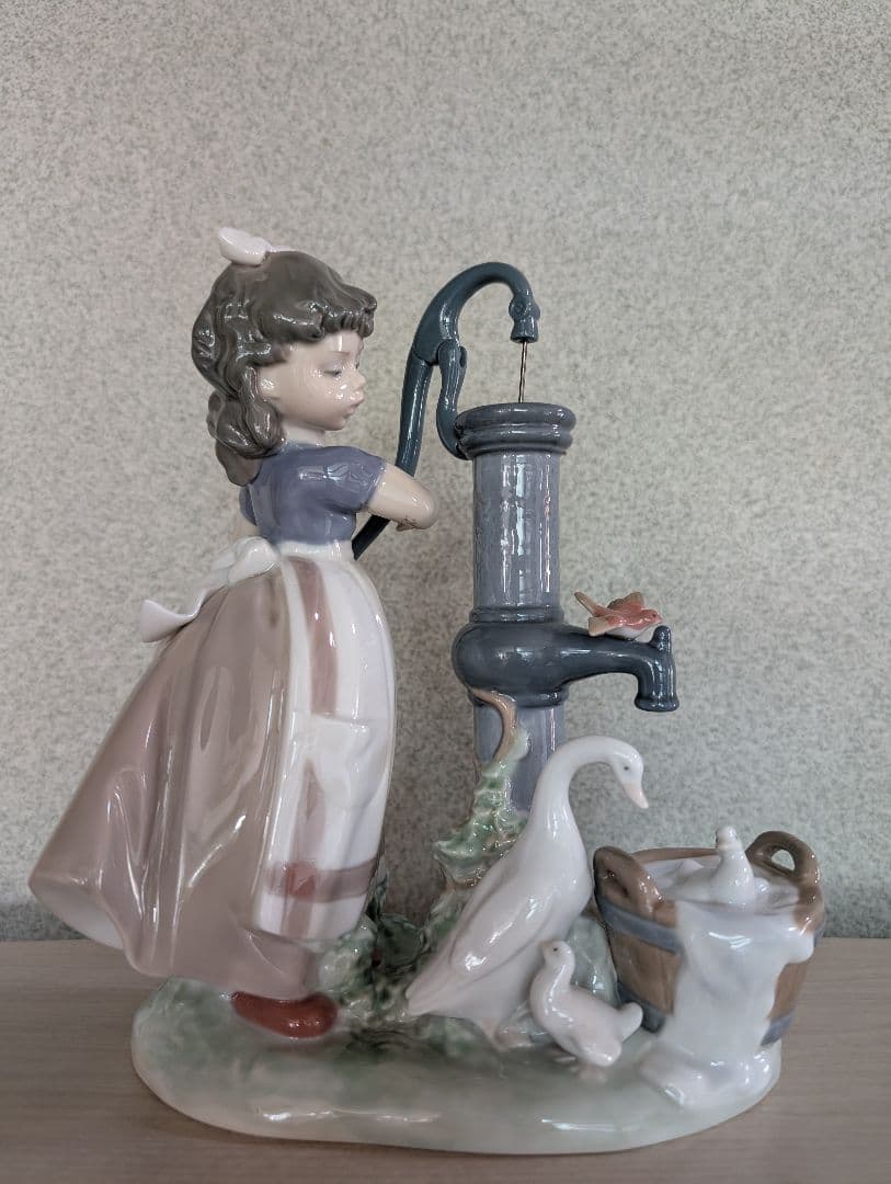 m*u様 リヤドロ 5285 農場の夏 H24㎝ フィギュリン 少女 アヒル 【