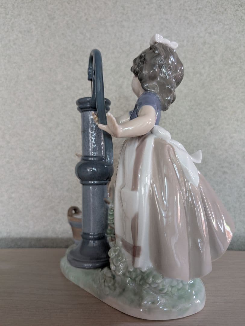 m*u様 リヤドロ 5285 農場の夏 H24㎝ フィギュリン 少女 アヒル 【