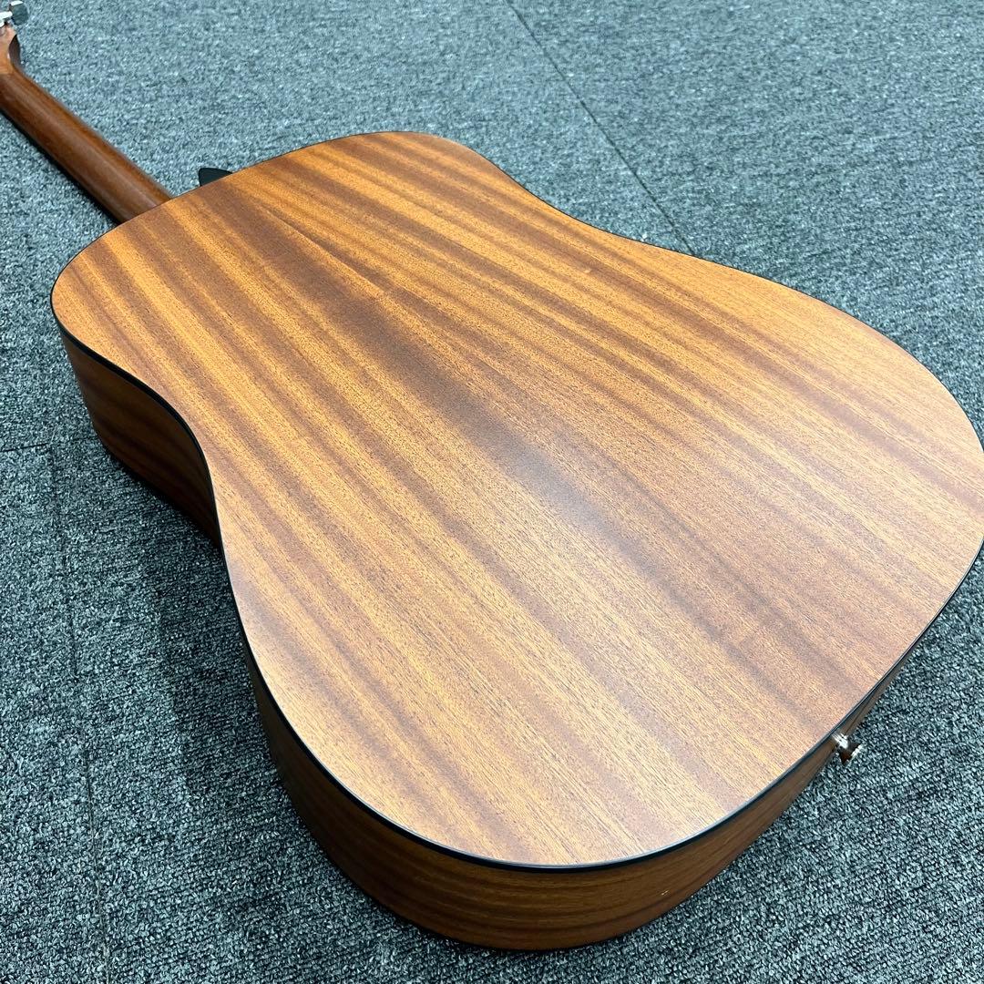 【11715】Taylor 110 アコースティックギター