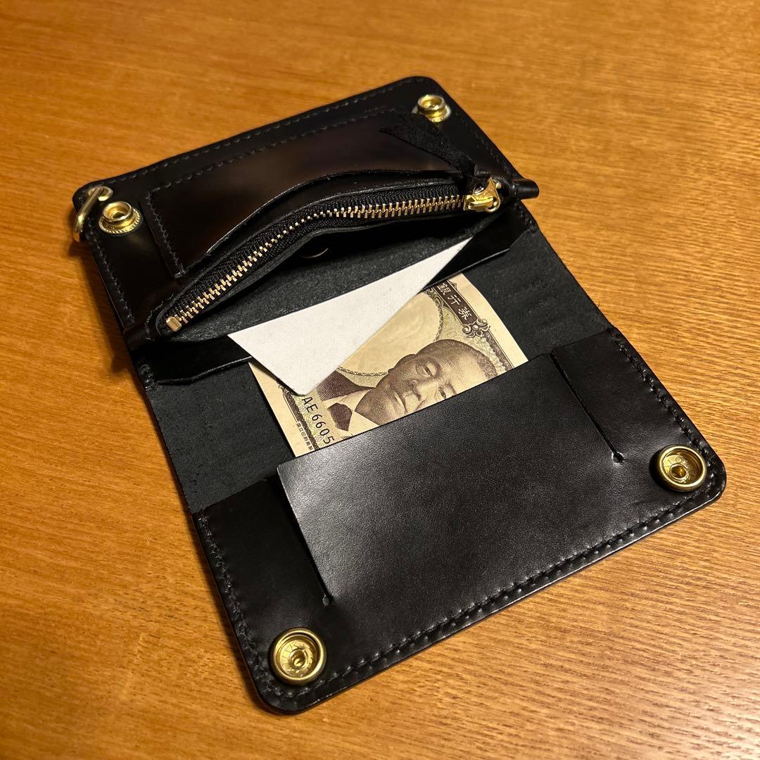 トラッカーウォレット　牛革クロコ型押し　2つ折り財布　ミドルウォレット