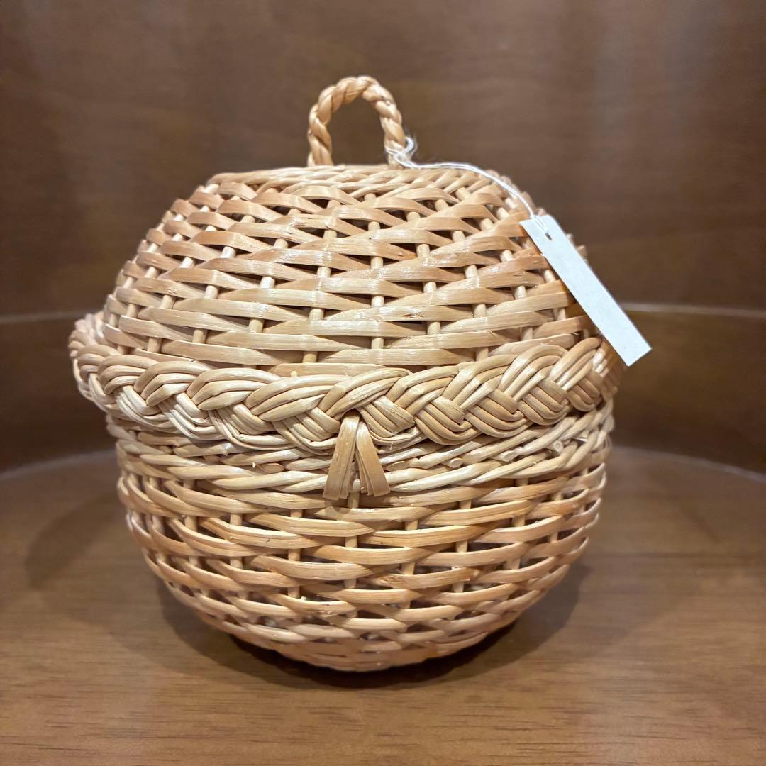 ラトビアかご　ヤナギかご　新品、未使用品