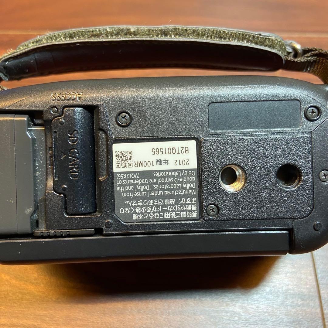 Panasonic HC-V100M ビデオカメラ ほぼ新品 4096