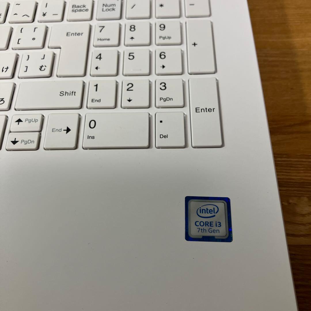 美品　NEC LAVIE NS300/K 白　第7世代i3 office付