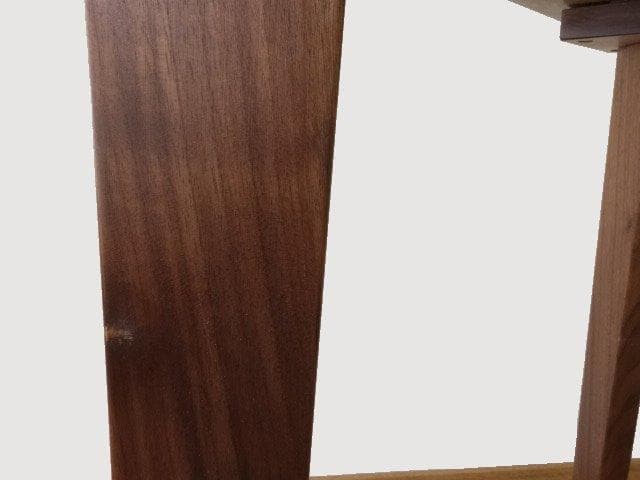 北海道手作り家具　ウォールナット材　 ミニテーブルA花台ミニデスク　高さ７２ｃｍ