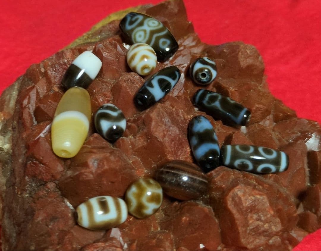 水紋天珠【グリーンターラ】