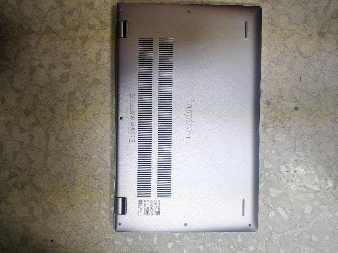 Dell Inspiron 7300 ジャンク bios起動まで
