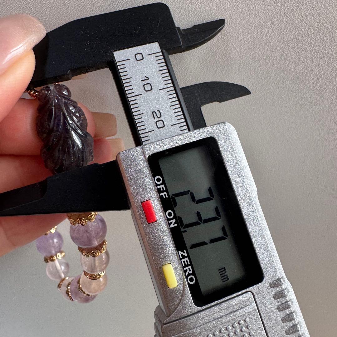 一点物　天然石　ハンドメイドブレス　アイオライトサンストーン　金魚　アメジスト