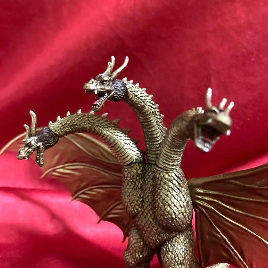 キングギドラ1964 リペイント　ハイパーゴジラ2002 食玩バンダイHGゴジラ