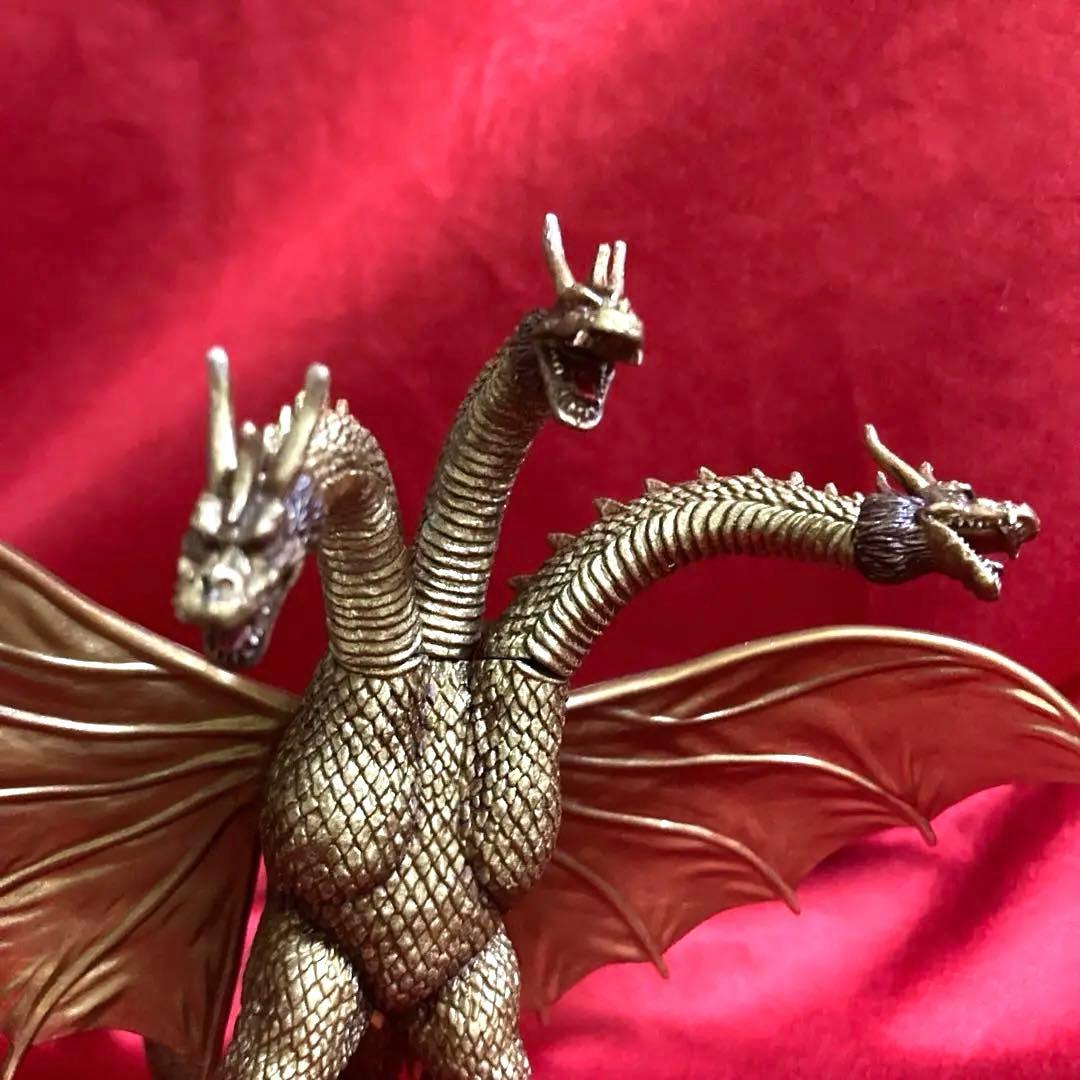 キングギドラ1964 リペイント　ハイパーゴジラ2002 食玩バンダイHGゴジラ