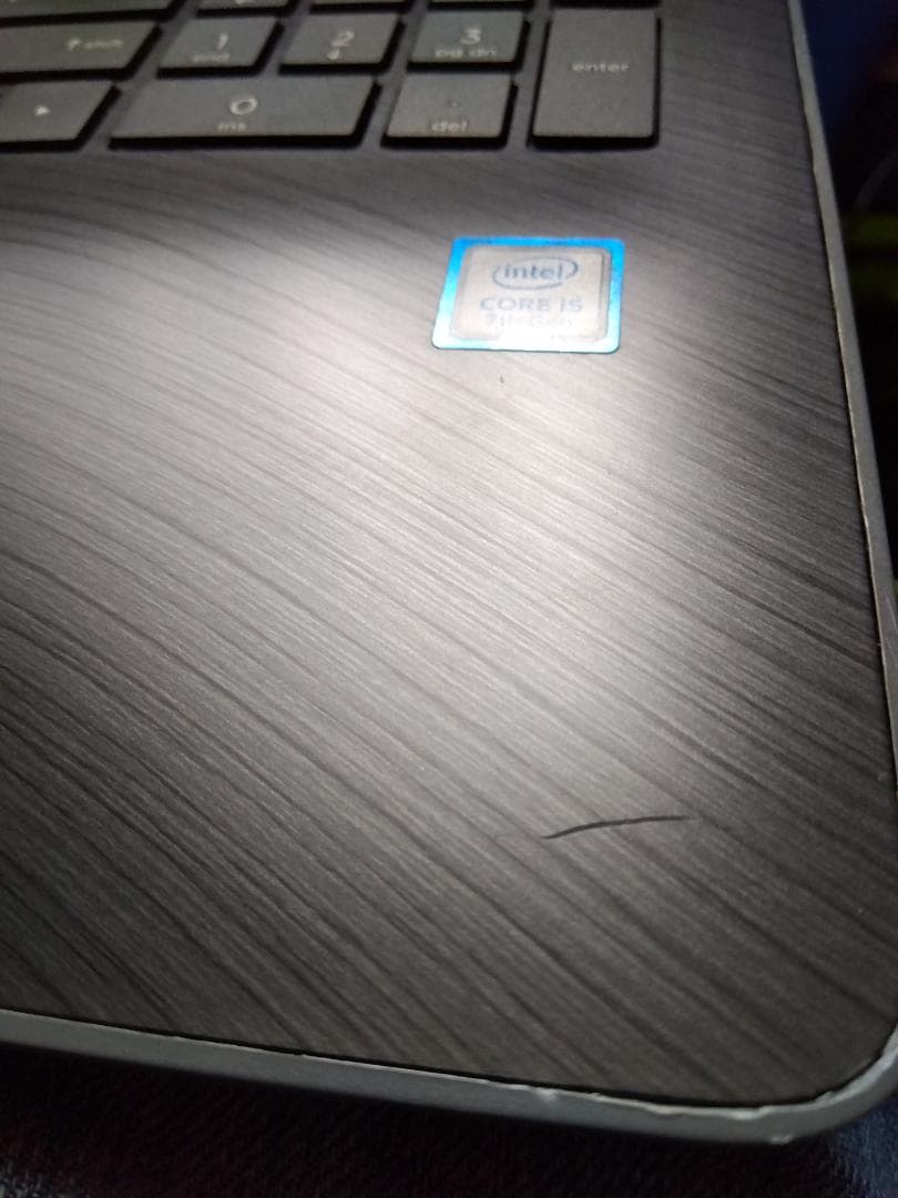 hp Laptop 15-bs071nr i5-7200 黒木目キズ有り