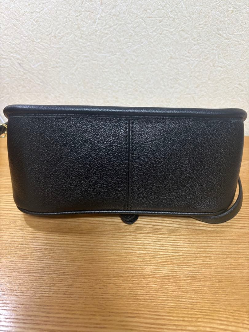 LOUIS VUITTON ブラック／ホワイト柄ノベルティバック