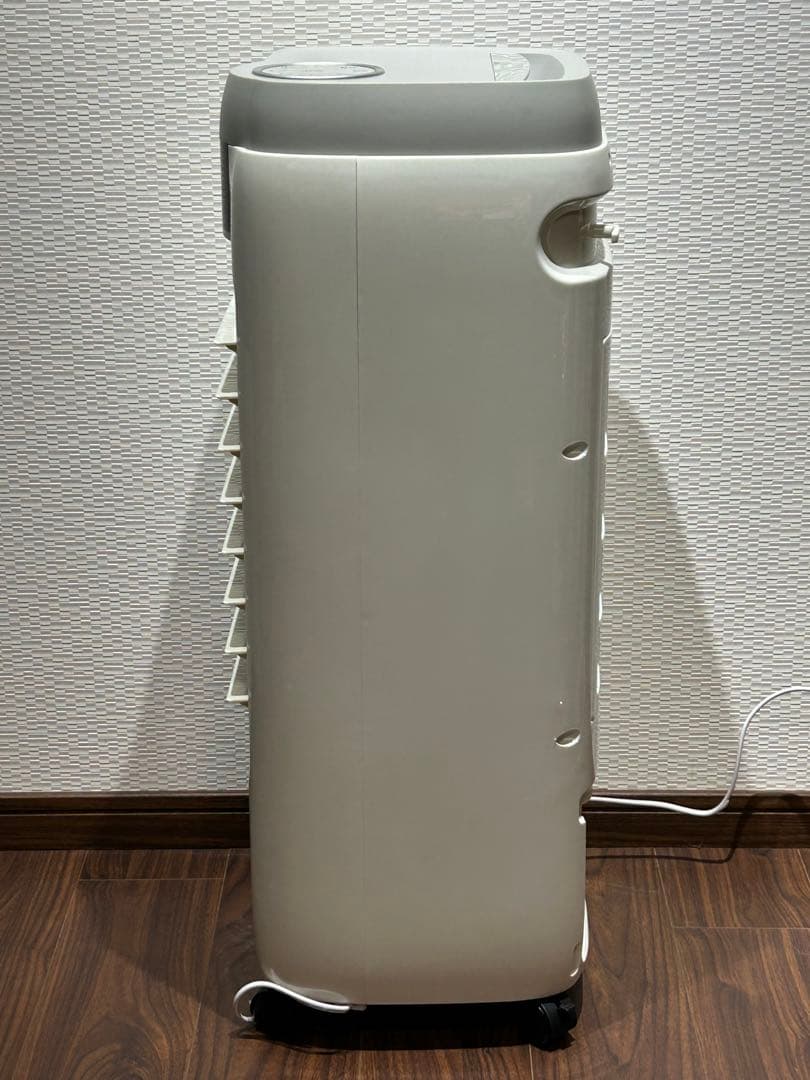 ◇ペルチェ式◇冷風扇冷風機◇ホワイト◇送料込み◇未使用に近い◇