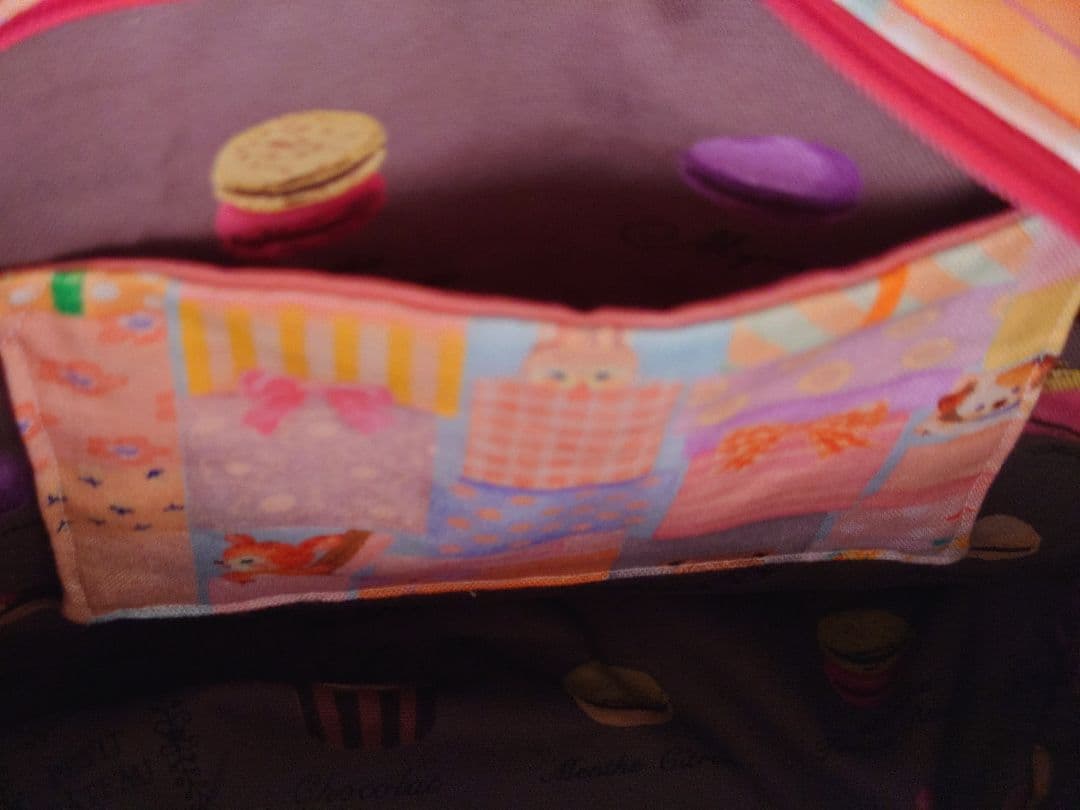 ユキエモン柄　パネル　ファスナー付き　トートバッグ　ショルダー紐と巾着