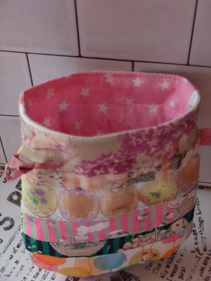 ユキエモン柄　パネル　ファスナー付き　トートバッグ　ショルダー紐と巾着