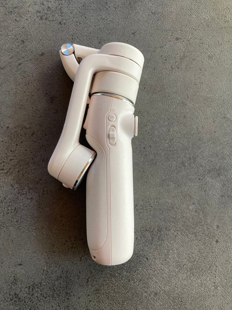 DJI OM5 サンセットホワイト　スマートフォンジンバル