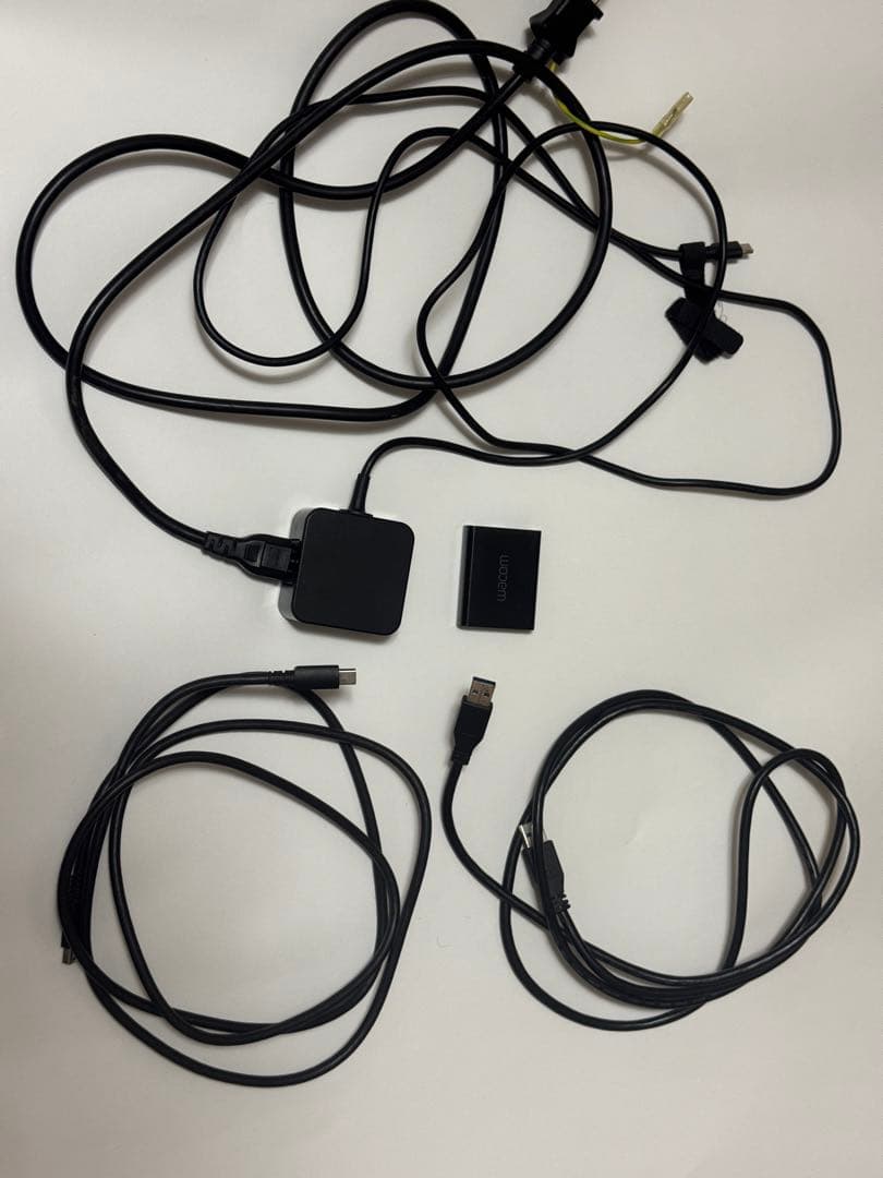 【ジャンク】cintiq pro16 【wacom】