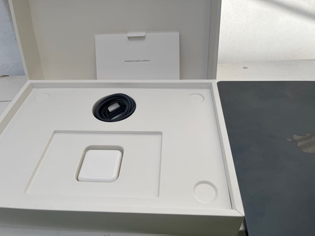 MacBook Air M2 1TB メモリ24GB